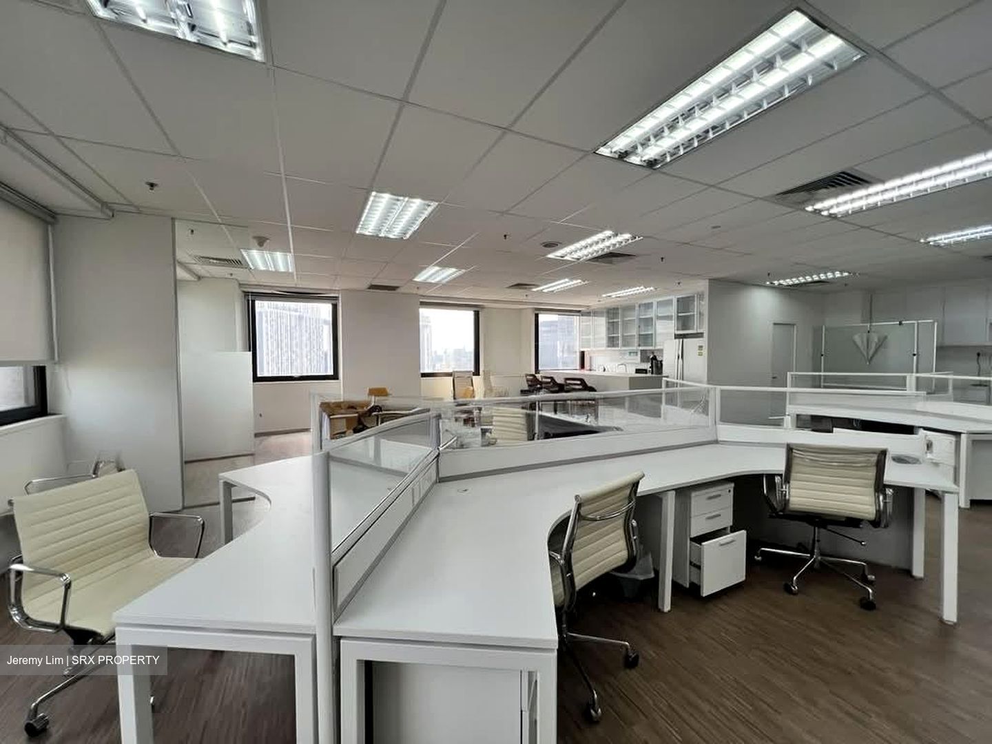 Lippo Centre (D2), Office #558113761